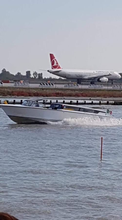 B&B "Gabriel&Melissa" Airport View - Nuova - Ristrutturato Gennaio 2022 Tessera Dış mekan fotoğraf