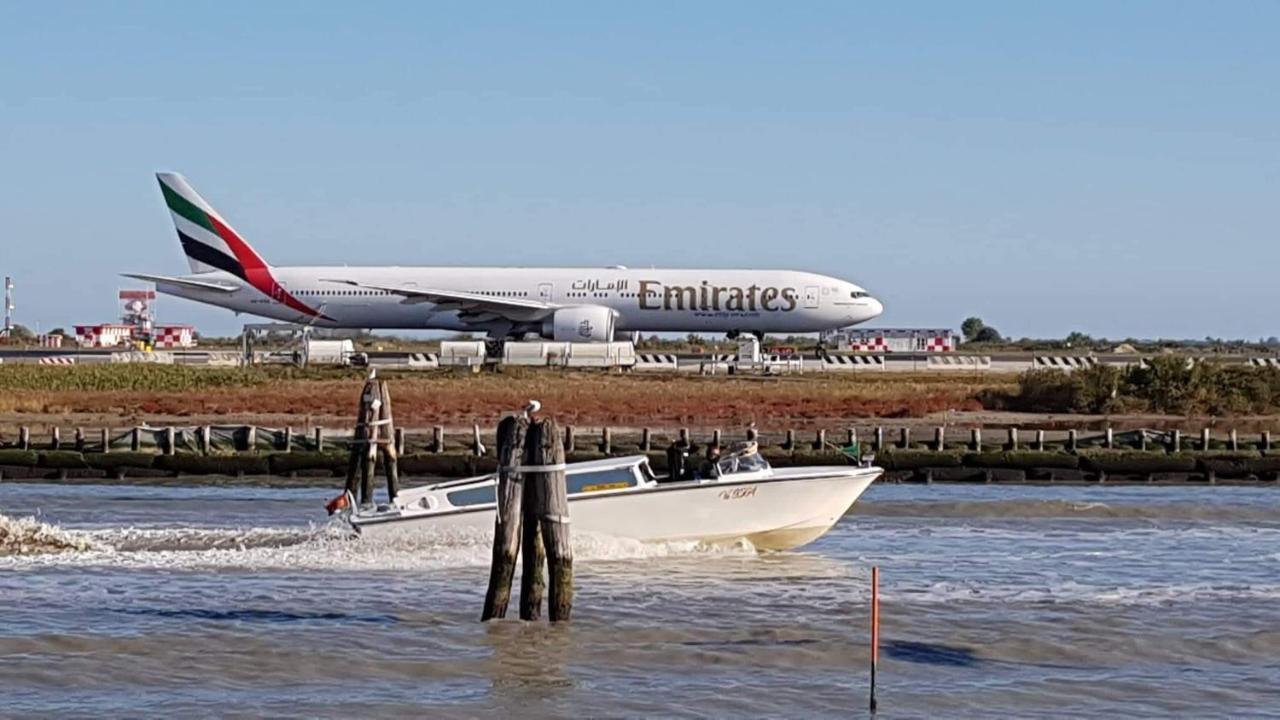 B&B "Gabriel&Melissa" Airport View - Nuova - Ristrutturato Gennaio 2022 Tessera Dış mekan fotoğraf