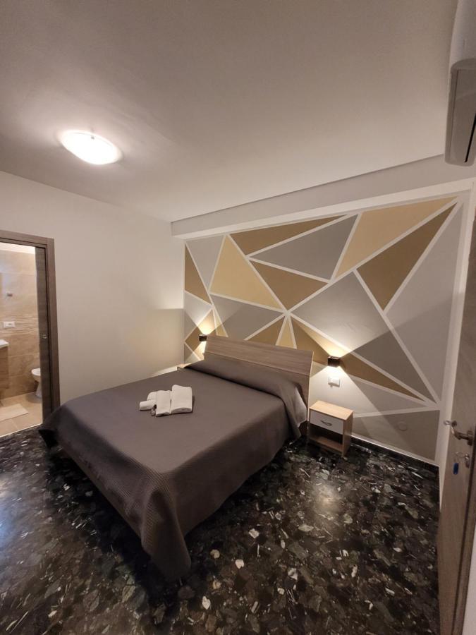 B&B "Gabriel&Melissa" Airport View - Nuova - Ristrutturato Gennaio 2022 Tessera Dış mekan fotoğraf